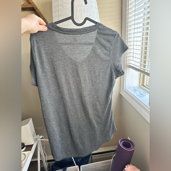 NWT- NHL Vegas Golden Knights Women’s V Neck T Shirt - Picture 2 of 5